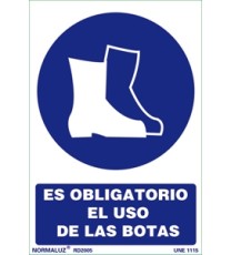 Producto Señal es obligatorio el uso de las botas